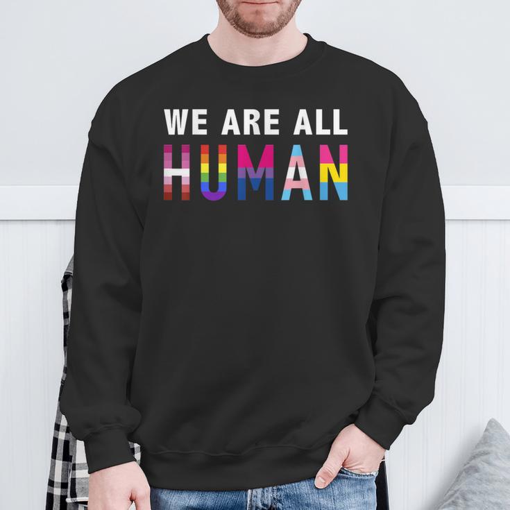 Wir Sind Alle Menschen Human Mit Lgbtq Flag Sweatshirt Geschenke für alte Männer