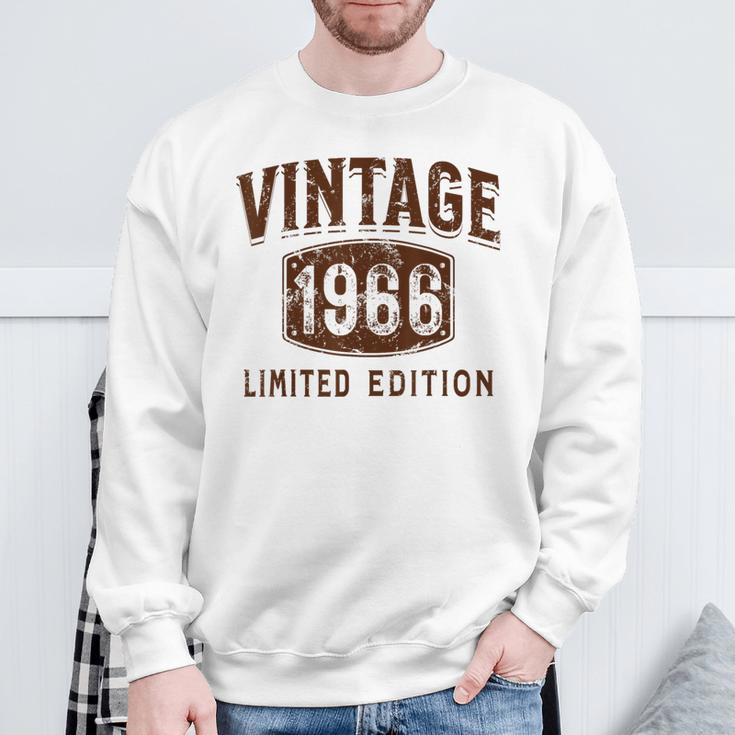 Born In 1966 Limited Edition Birthday Vintage 1966 Sweatshirt Gifts for Old Men