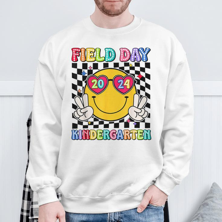 Field Day 2024 Kindergarten Fun Day Sunglasses Field Trip Sweatshirt Gifts for Old Men