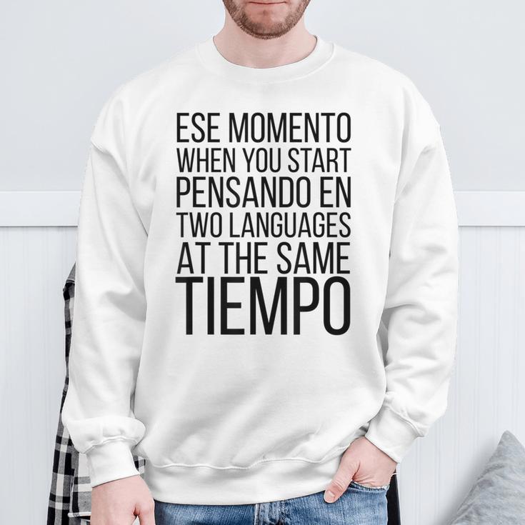 Bilingual English Español Spanish Ingles Spanglish Gray Sweatshirt Geschenke für alte Männer