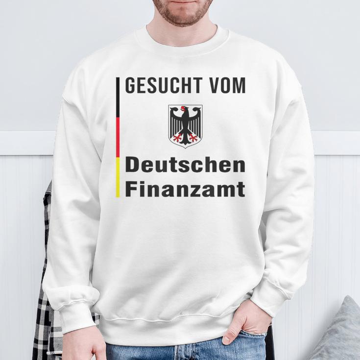 Gesucht Vom Deutschen Finanzamt Tax Evasion White Sweatshirt Geschenke für alte Männer