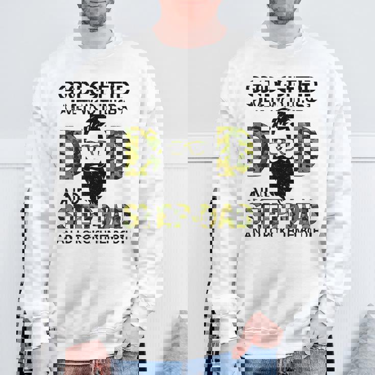 Goded Me Two Titles Dad And Papa Fathers Day Sweatshirt Gifts for Old Men