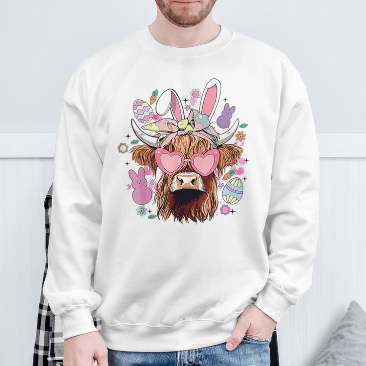 Happy Easter Highland Cow Heifer Easter Day Farmer Cowgirl Sweatshirt Gifts for Old Men