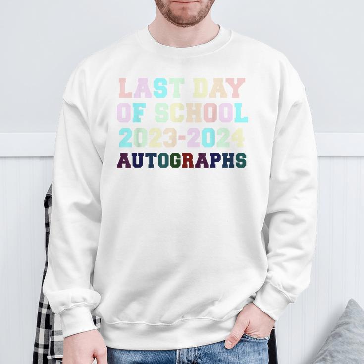 Last Day Of School 2024 Graduation Party Autographs Sign My Sweatshirt Gifts for Old Men