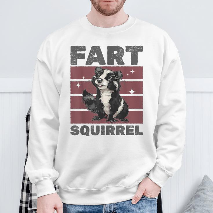 Lustiges Stinktier Furz Eichhörnchen Sweatshirt Geschenke für alte Männer