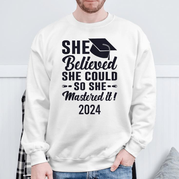 Mastered It 2024 Masters Degree Graduation Graduate Mba Sweatshirt Gifts for Old Men