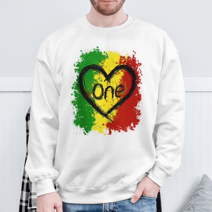 Reggae Heart One Love Rasta Reggae Music Jamaica Vacation Sweatshirt Gifts for Old Men