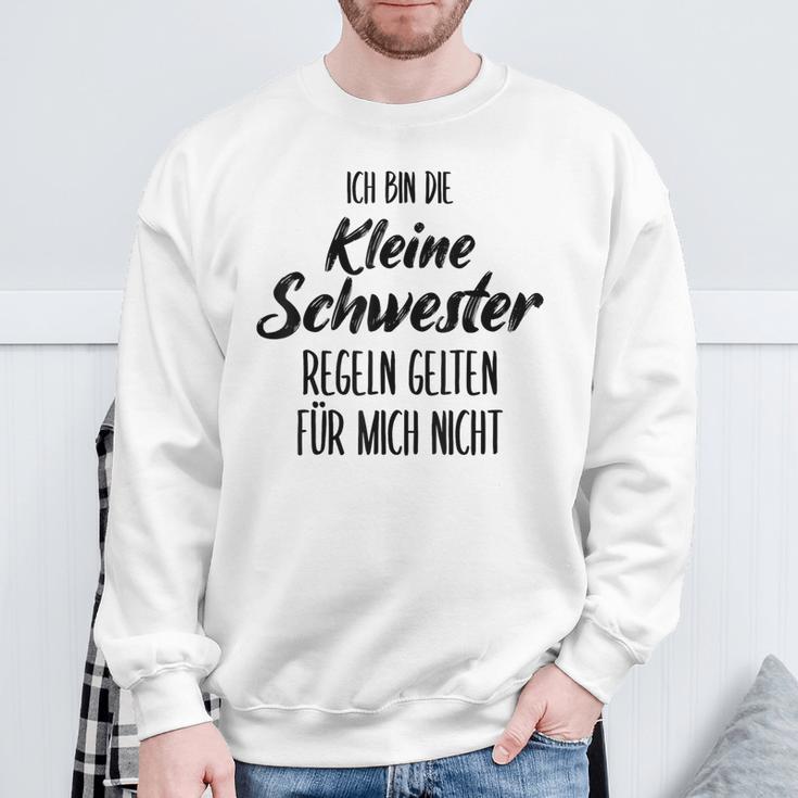 Schwester Ich Bin Die Kleine Schwester Schwewister Sweatshirt Geschenke für alte Männer