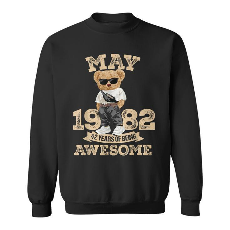 42 Years Of Being Awesome May 1982 Cool 42Nd Birthday Sweatshirt