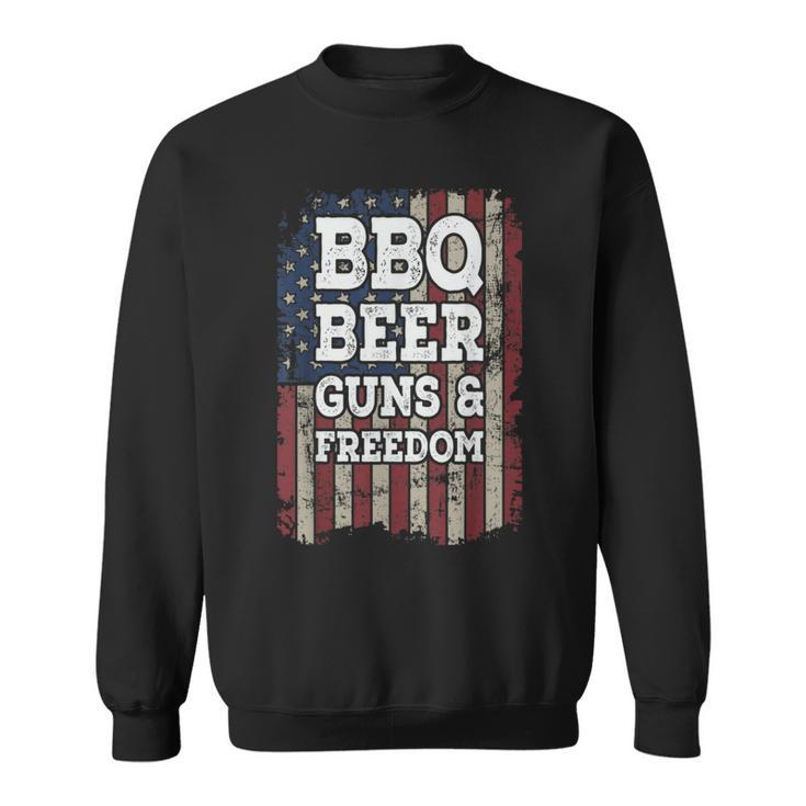 Bbq Beer Guns & Freedom Vintage Usa Flag Bbq Drinking Gun Sweatshirt