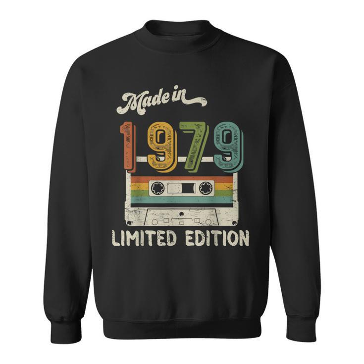 Made In 1979 Limited Edition Vintage 45Th Birthday Sweatshirt
