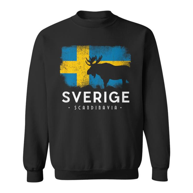 Sweden Scandinavia Swedish Elk Bull Midsomar Sverige Sweatshirt