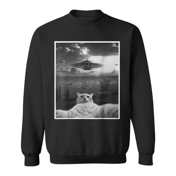 Threadwei Alien Ufo Cat Selfie Kitty Graphic Cat Lover Sweatshirt
