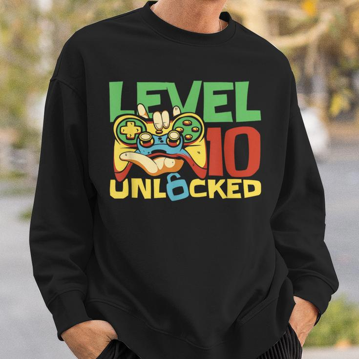 10 Year Old Gamer Gaming 10Th Birthday Level 10 Unlocked Sweatshirt Gifts for Him