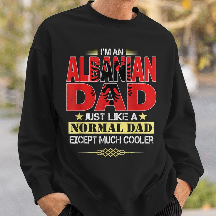 Albanian Dad Father's Day Sweatshirt Gifts for Him