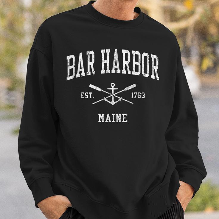 Bar Harbor Me Vintage Crossed Oars & Boat Anchor Sports Sweatshirt Gifts for Him