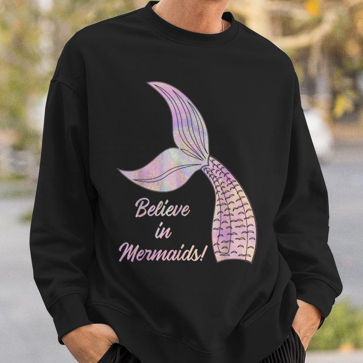 Believe In Mermaids Believe In Mermaids Sweatshirt Geschenke für Ihn