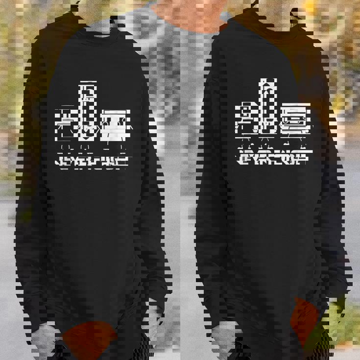 Cinta De Cassette De Audio Never Forget Camisa de entrenamiento Regalos para él
