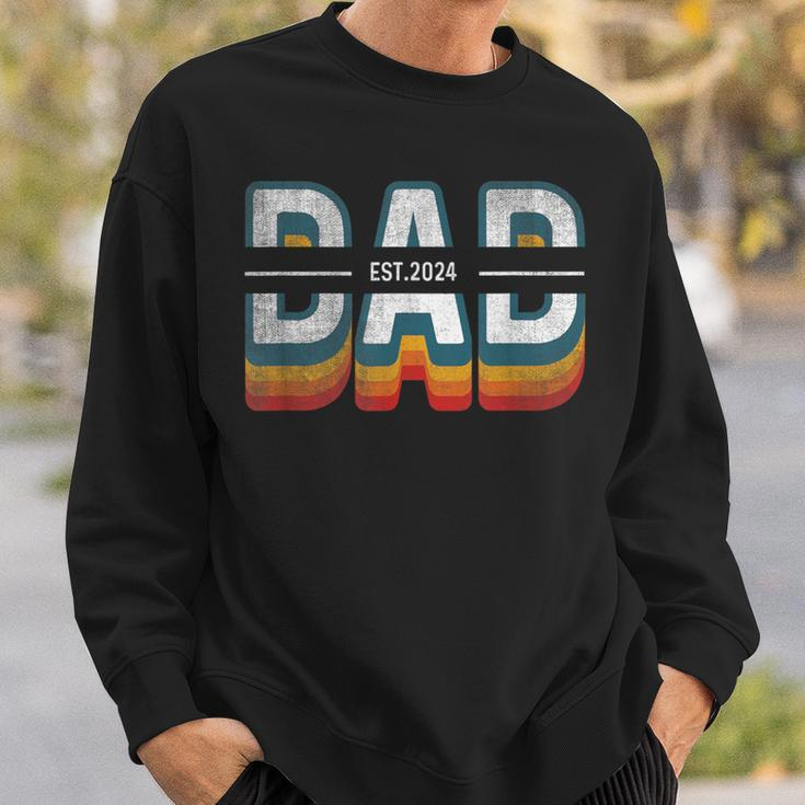 Dad Est 2024 New Dad 2024 Father's Day Expect Baby 2024 Sweatshirt Gifts for Him