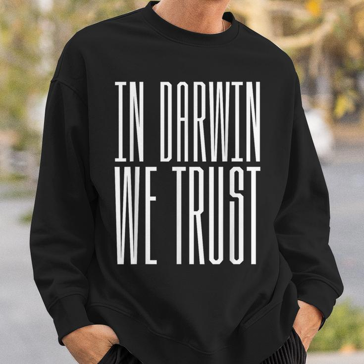 In Darwin Vertrauen Wir Atheist Evolutionswissenschaft Black Sweatshirt Geschenke für Ihn