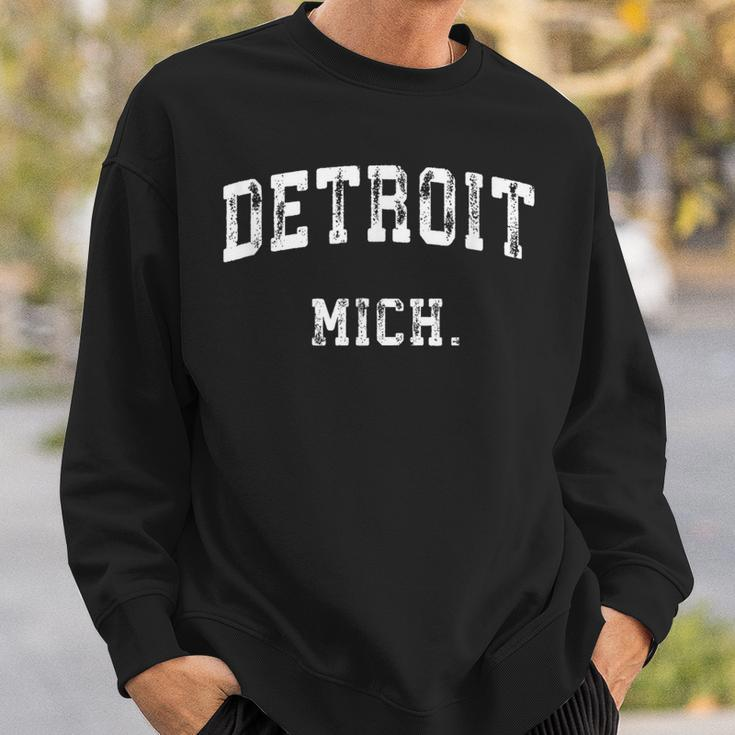 Detroit Michigan Mi Vintage Athletic Sports Sweatshirt Gifts for Him