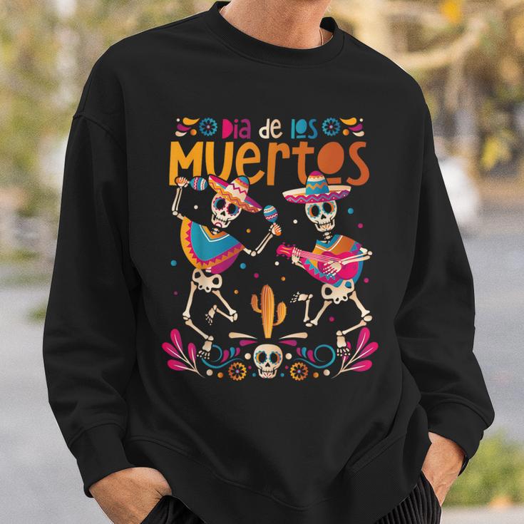 Dia De Los Muertos Day Of The Dead Mexican Skeleton Dancing Sweatshirt Gifts for Him