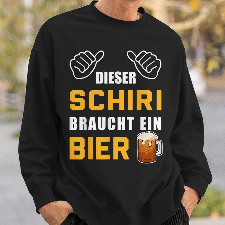 Dieser Schiri Braucht Bier Sweatshirt Geschenke für Ihn