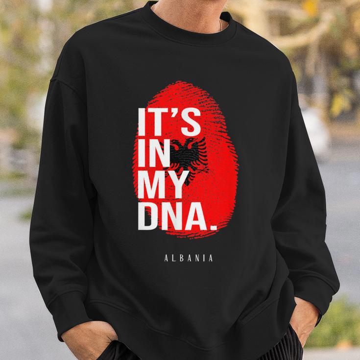 Es Ist In Meiner Dna Albanian Albania Origin Genetics Sweatshirt Geschenke für Ihn