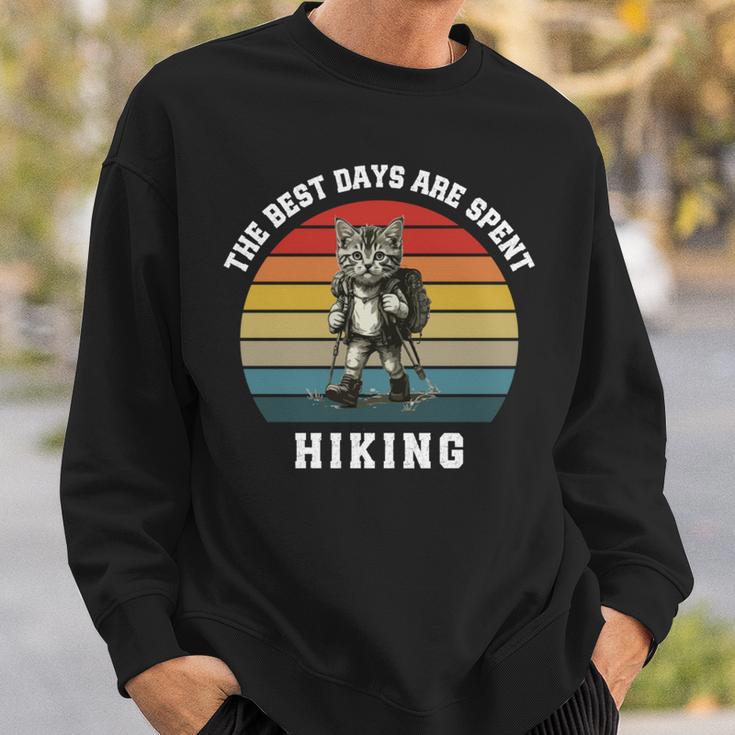 Hiker Cat Quote Vintage Hiking Lovers' Idea Sweatshirt Gifts for Him