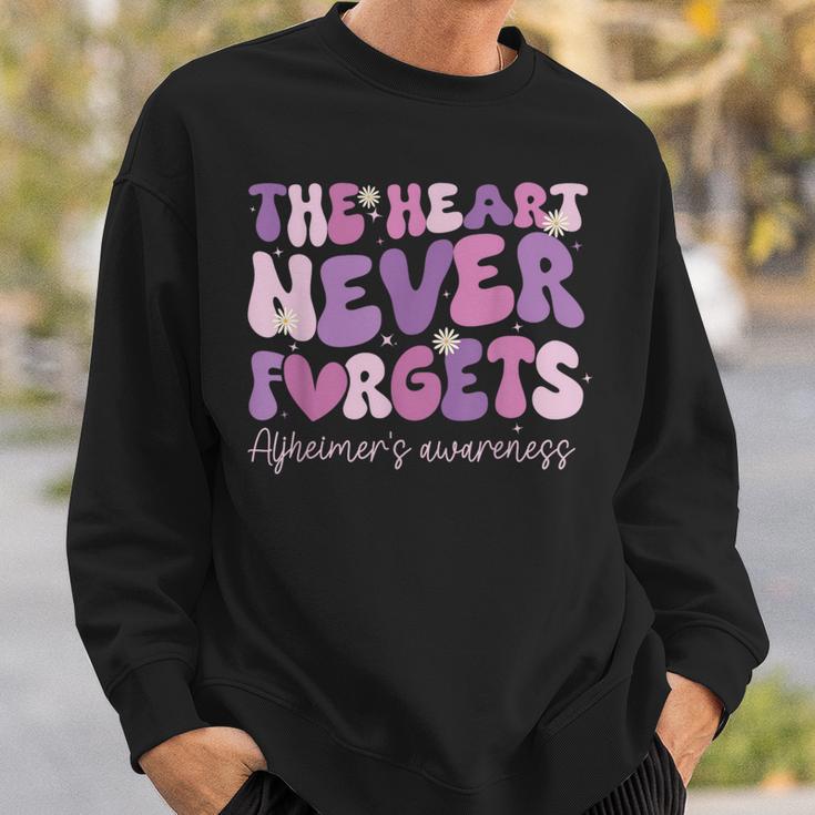 The Heart Never Forgets Dementia Alzheimer's Awareness Sweatshirt Gifts for Him