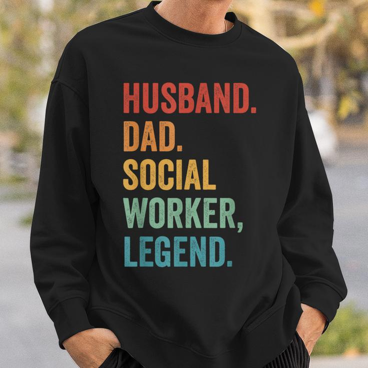 Husband Dad Social Worker Legend Fathers Day Retro Vintage Sweatshirt Gifts for Him