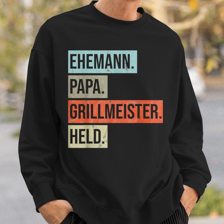 Husband Papa Grillmeister Held Sweatshirt Geschenke für Ihn