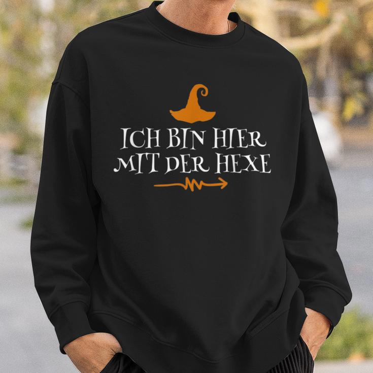Ich Bin Hier Mit Der Hexe German Language Sweatshirt Geschenke für Ihn