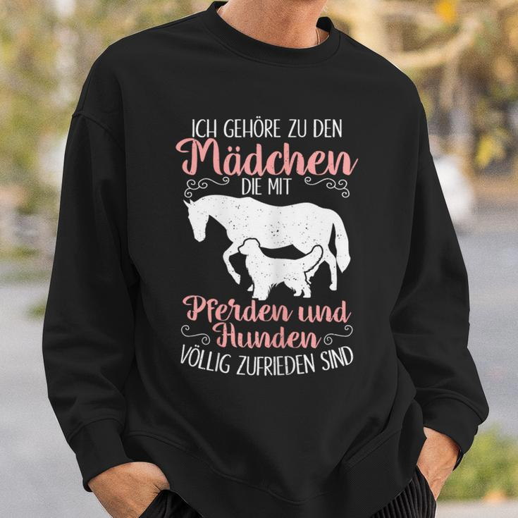 Ich Gehöre zu den Mädchen: Pferdereiten & Hunde Sweatshirt Geschenke für Ihn