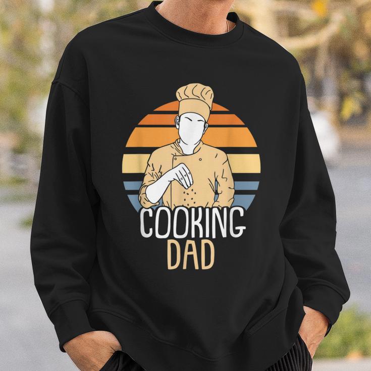 Kochenderater Kochen Papa Papi Kochatertag Sweatshirt Geschenke für Ihn