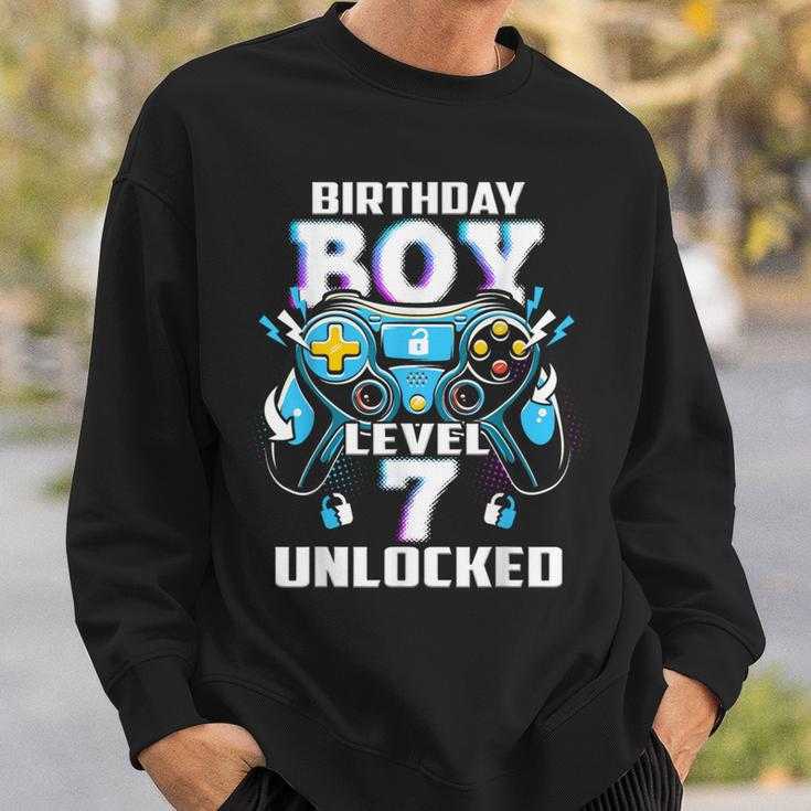 Level 7 Unlocked Video Game 7Th Birthday Gamer Boys Sweatshirt Gifts for Him