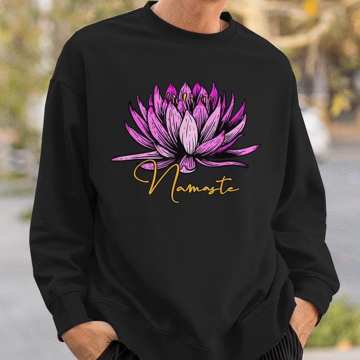Lotusblüte Namaste Schwarzes Sweatshirt, Entspannendes Yoga-Motiv Tee Geschenke für Ihn