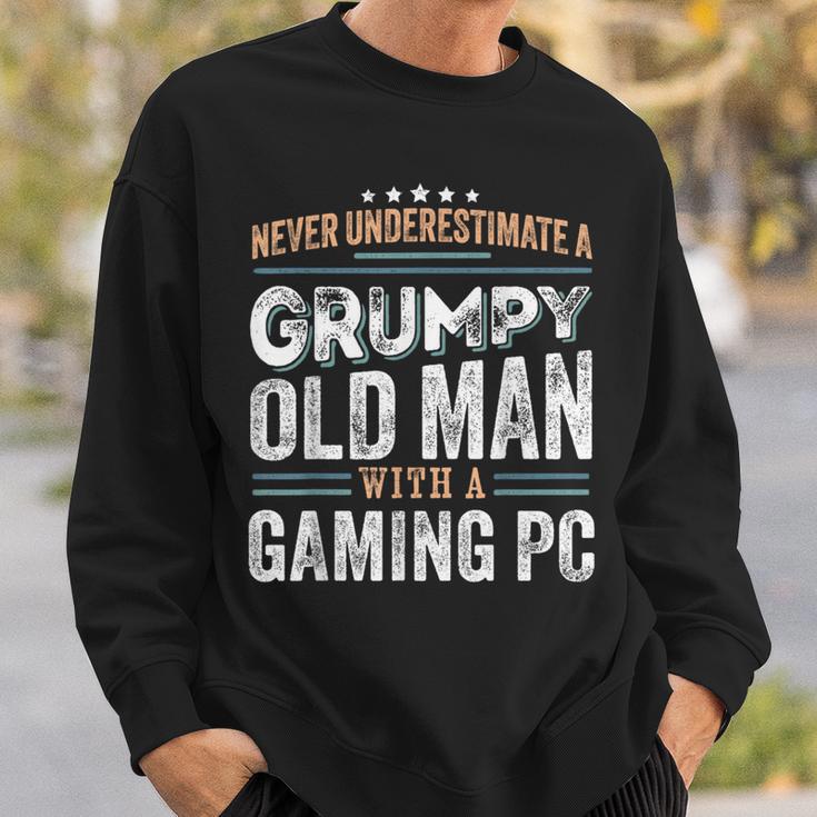 Mürrischer Alter Mann Mit Einem Gaming-Pc Lustige Geschenke Für Papa Sweatshirt Geschenke für Ihn