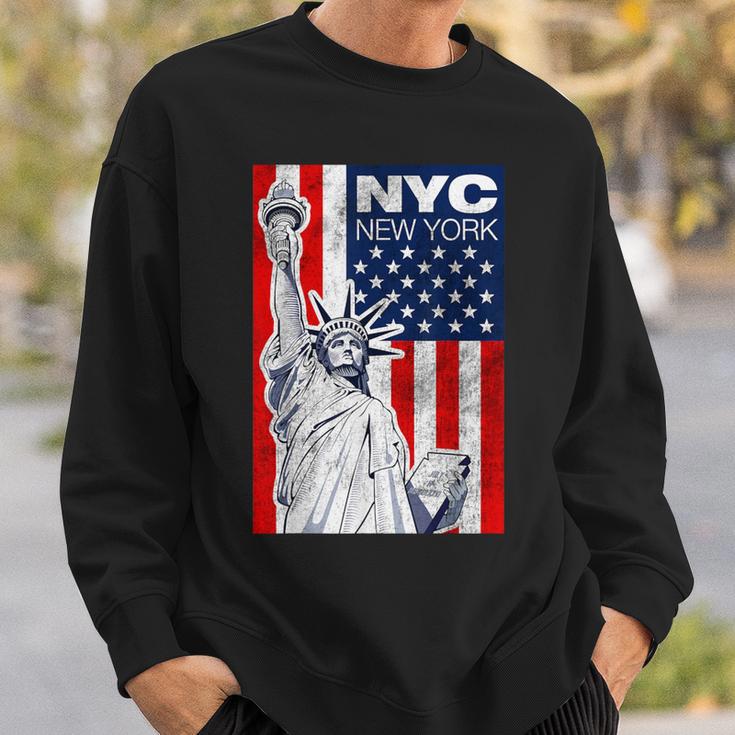 New York City Statue Of LibertyCool New York City Sweatshirt Gifts for Him