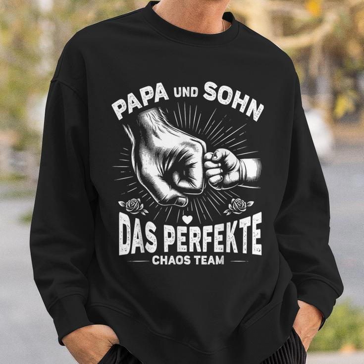 Papa Und Sohn Das Perfekte Chaos Team Father's Birthday Sweatshirt Geschenke für Ihn