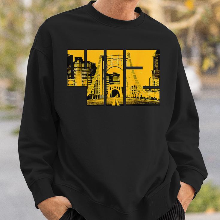 Pittsburgh 412 Sl City Skyline Pennsylvania Home Pride Sweatshirt Gifts for Him