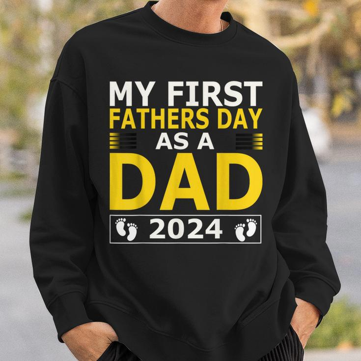 Proud Papa 1St Father’S Day 2024 & Grandpa Est 2024 Sweatshirt Gifts for Him