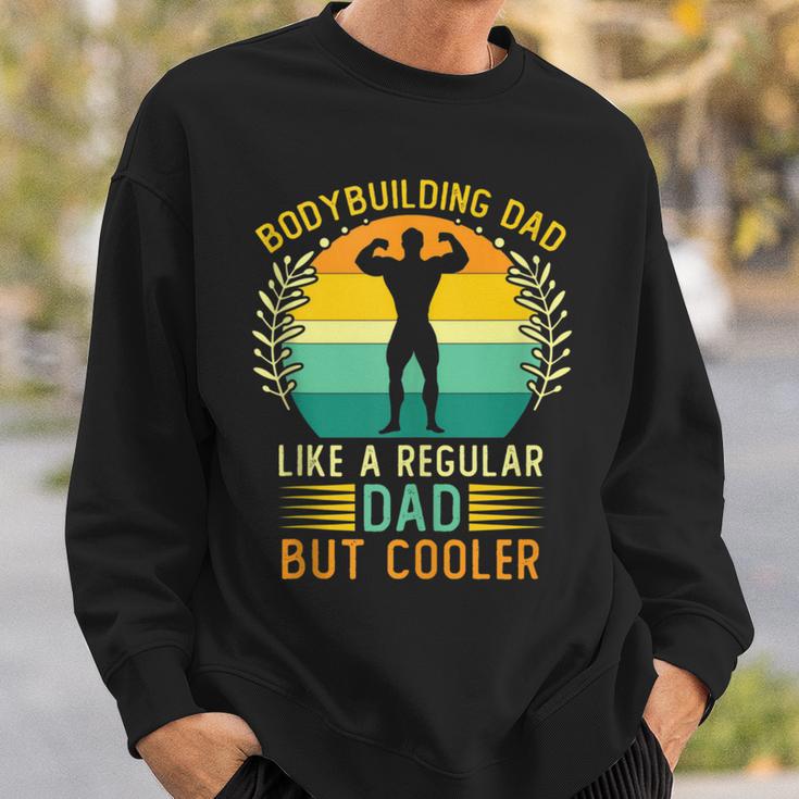 Retro Vintage Bodybuilding Dad Father's Day Lifting Daddy Sweatshirt Gifts for Him