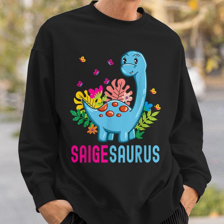 Saigesaurus Personalisierter Name Saige Dino Dinosaurier Geburtstag Sweatshirt Geschenke für Ihn