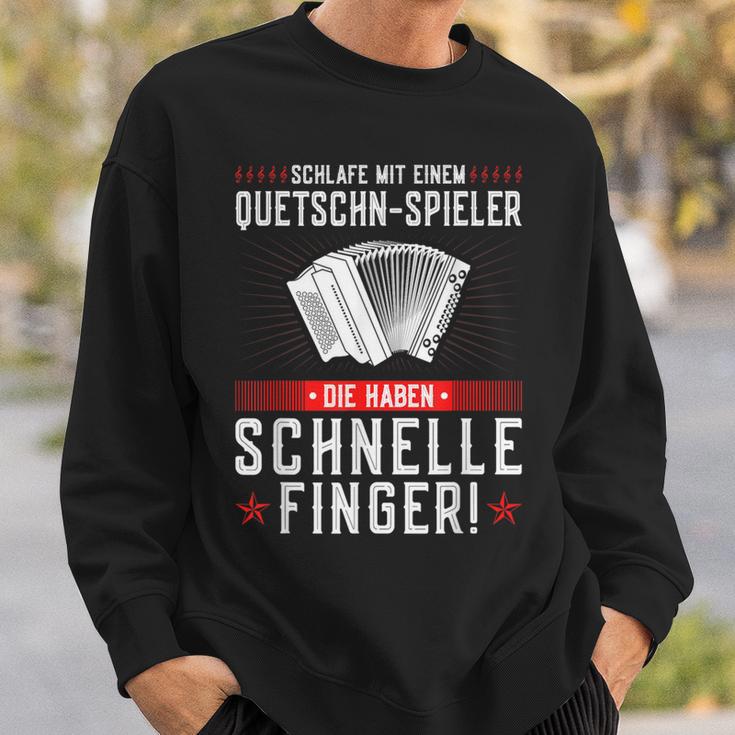 Schlafe Mit Einem Quessschn Player Styrian Harmonica Sweatshirt Geschenke für Ihn