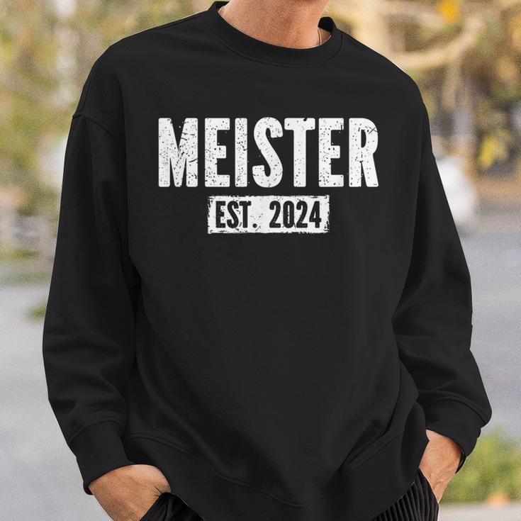 Schwarzes Sweatshirt Meister EST. 2024, Vintage Schriftzug Design Geschenke für Ihn