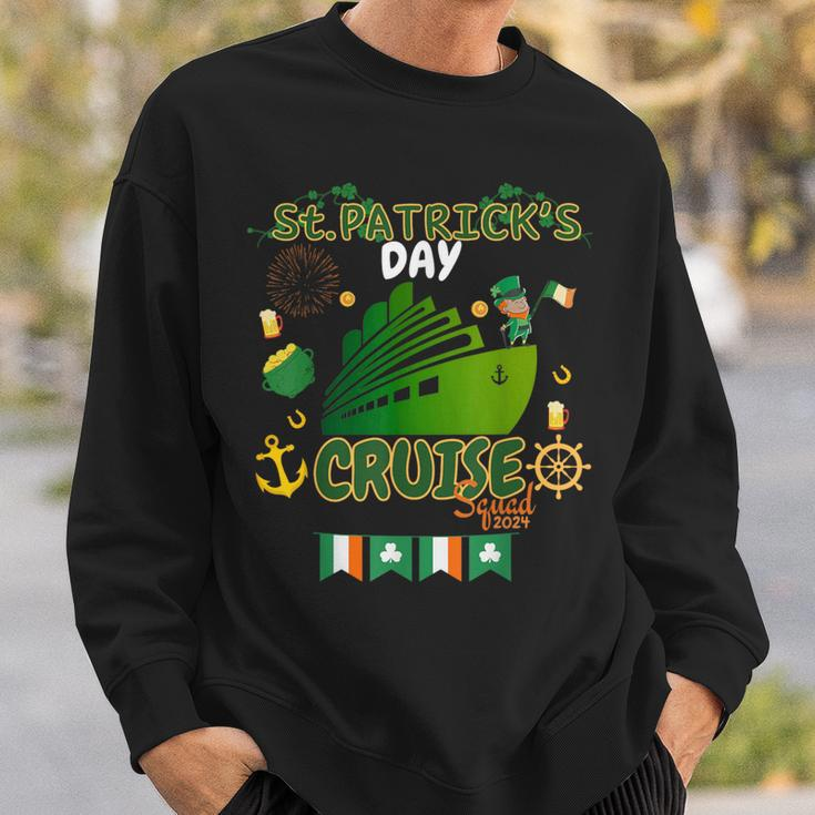 Shamrock Cruise Ship Ireland Flag St Patrick's Day Sweatshirt Gifts for Him