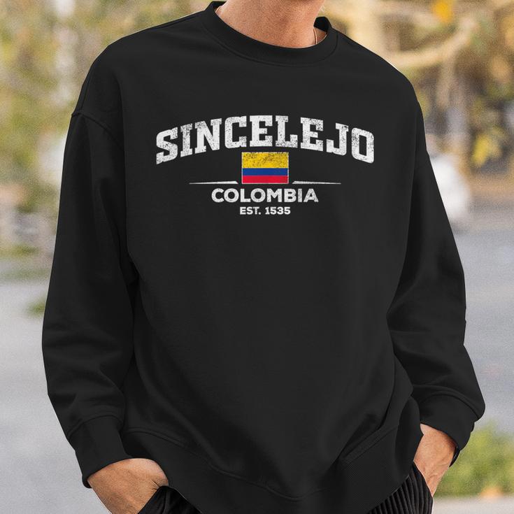 Sincelejo Colombia 1535 Schwarzes Sweatshirt, Stadtnamen Design Geschenke für Ihn