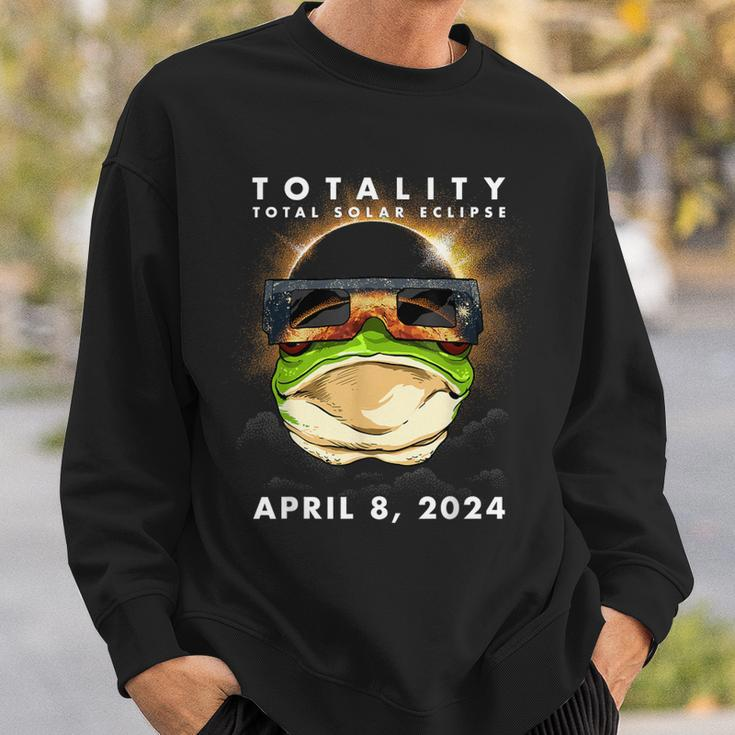 Solar Eclipse 2024 Frog Wearing Eclipse Glasses Sweatshirt Gifts for Him