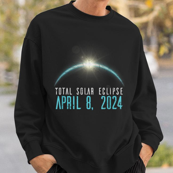 Solar Eclipse 40824 Totality 2024 Astronomy Blue Grunge Sweatshirt Gifts for Him
